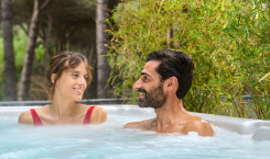 Vasca-idromassaggio-(2023-05-TERMEDICERVIA_564)